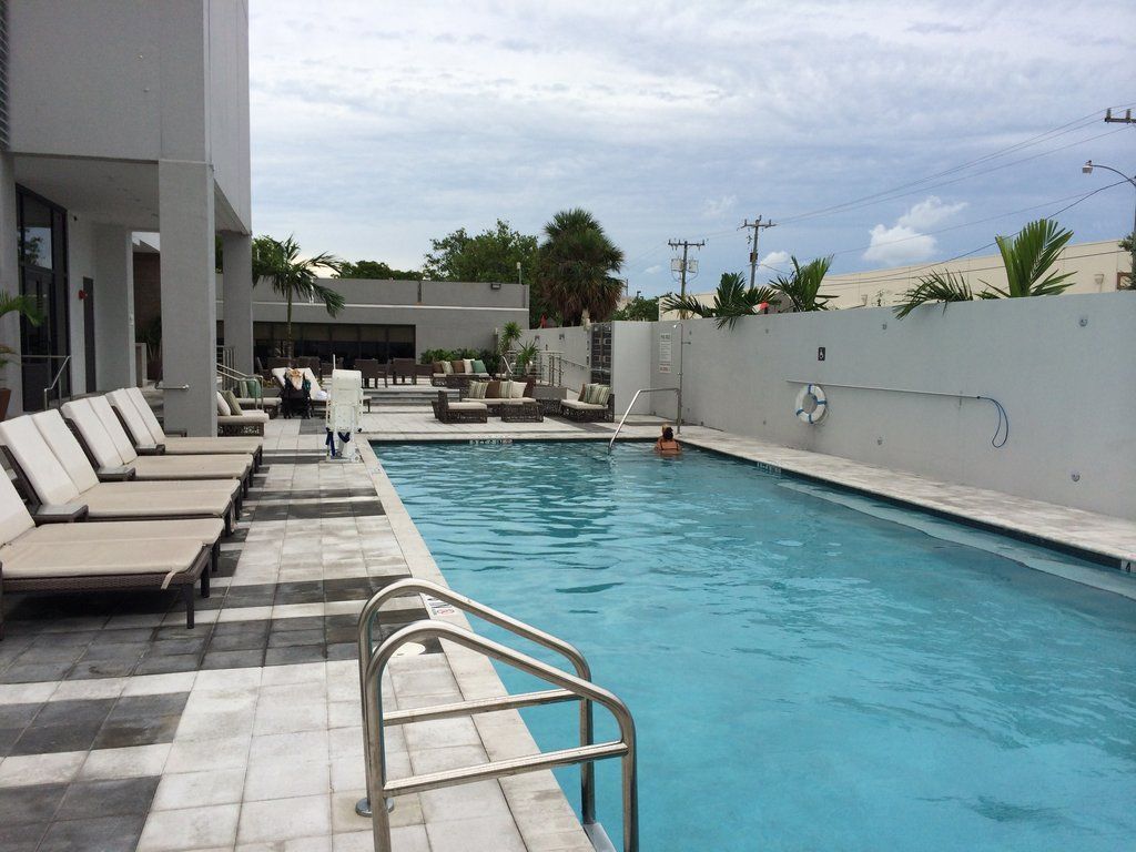 Eb Hotel Miami Airport Bagian luar foto